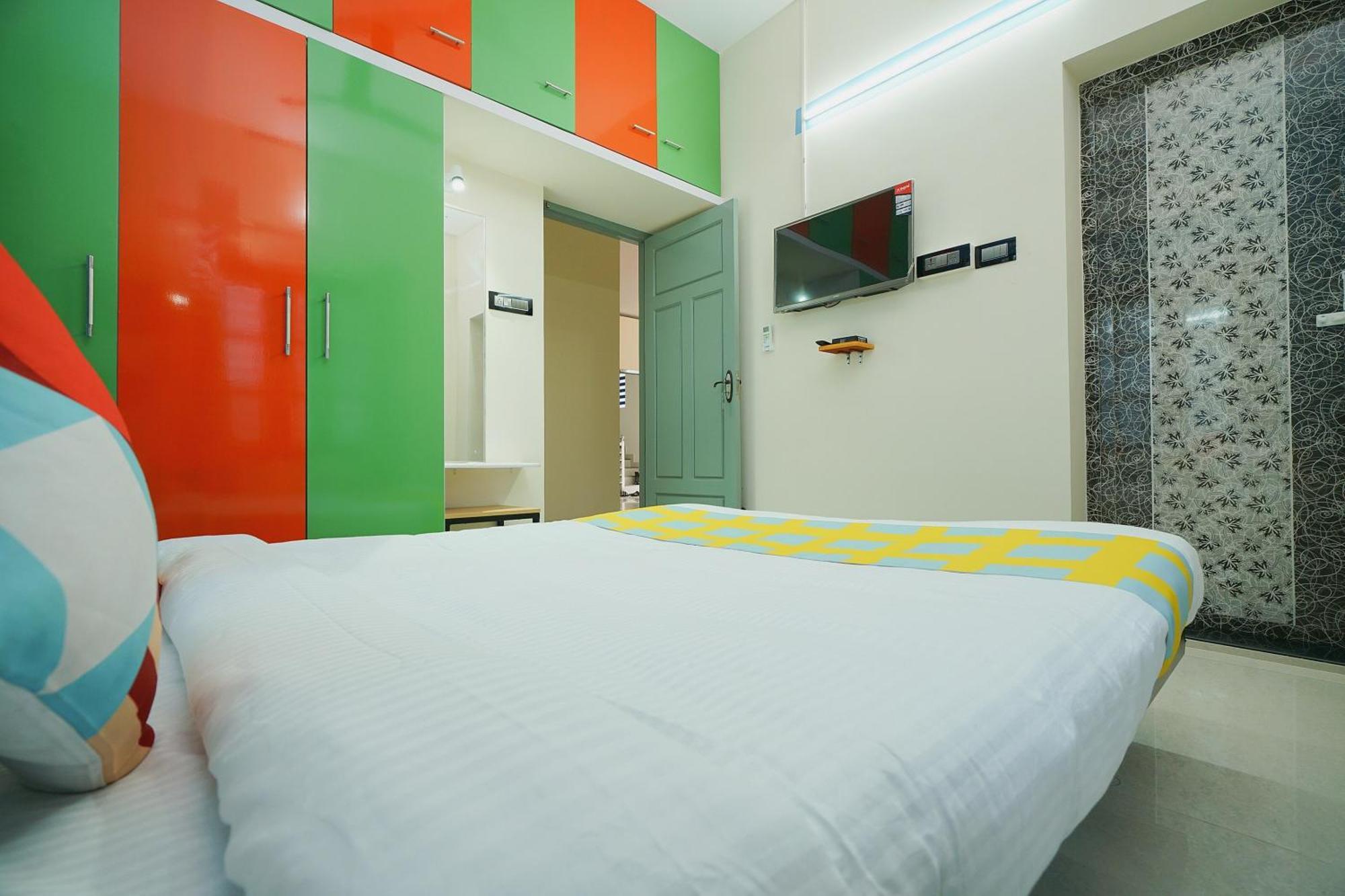 Hotel O Majestic Stays Kazhakuttam Экстерьер фото
